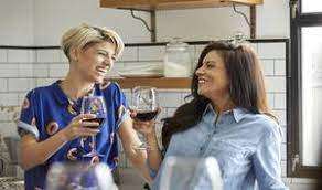 क्या रेड वाइन पीने से होती है लंबी उम्र और दिल रहता है स्वस्थ्य, यहां जानें पूरा सच