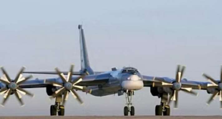 सीरिया पर हुए रूसी हमले में 13 लोगों की मौत सीरिया पर हुए रूसी हमले में 13 लोगों की मौत