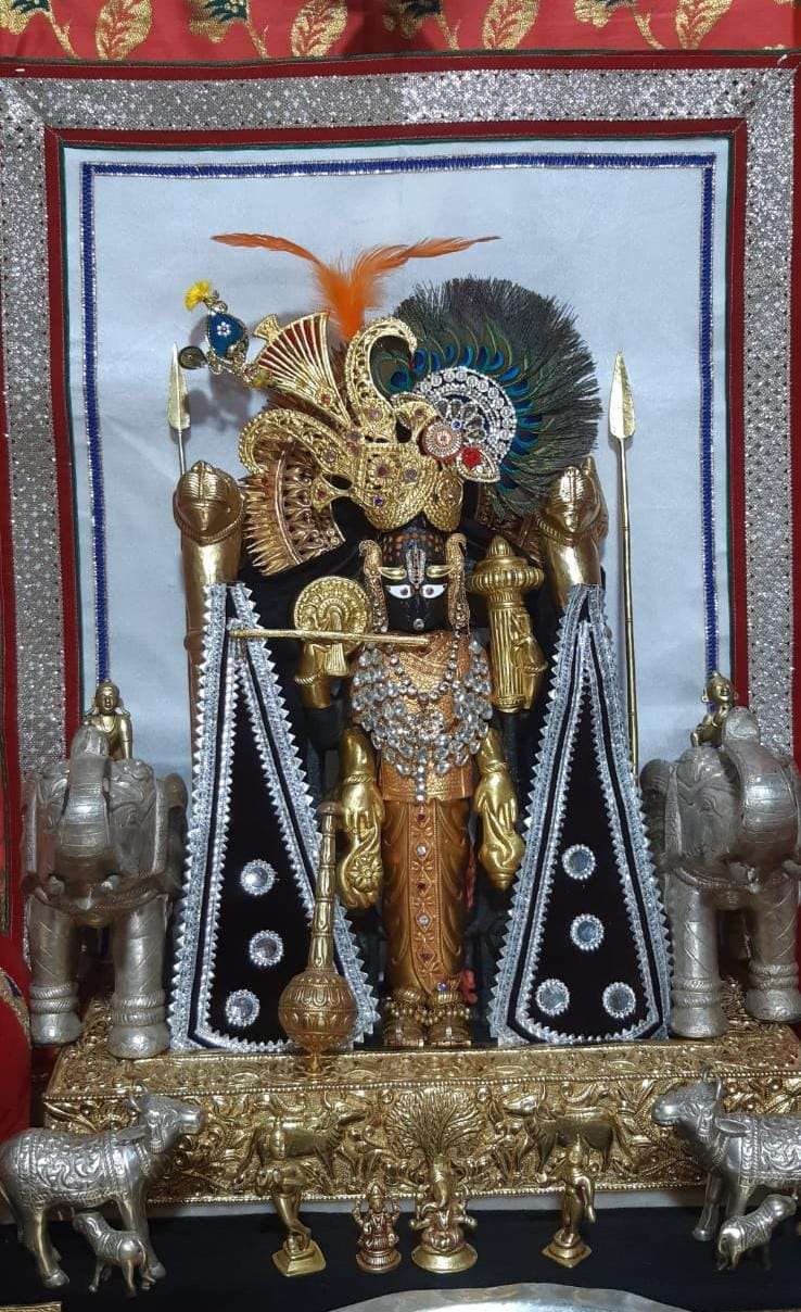 जय श्री कोटड़ी श्याम दरबार आज मंगला श्रृंगार आरती के दर्शन दिनांक     12-04-2024*