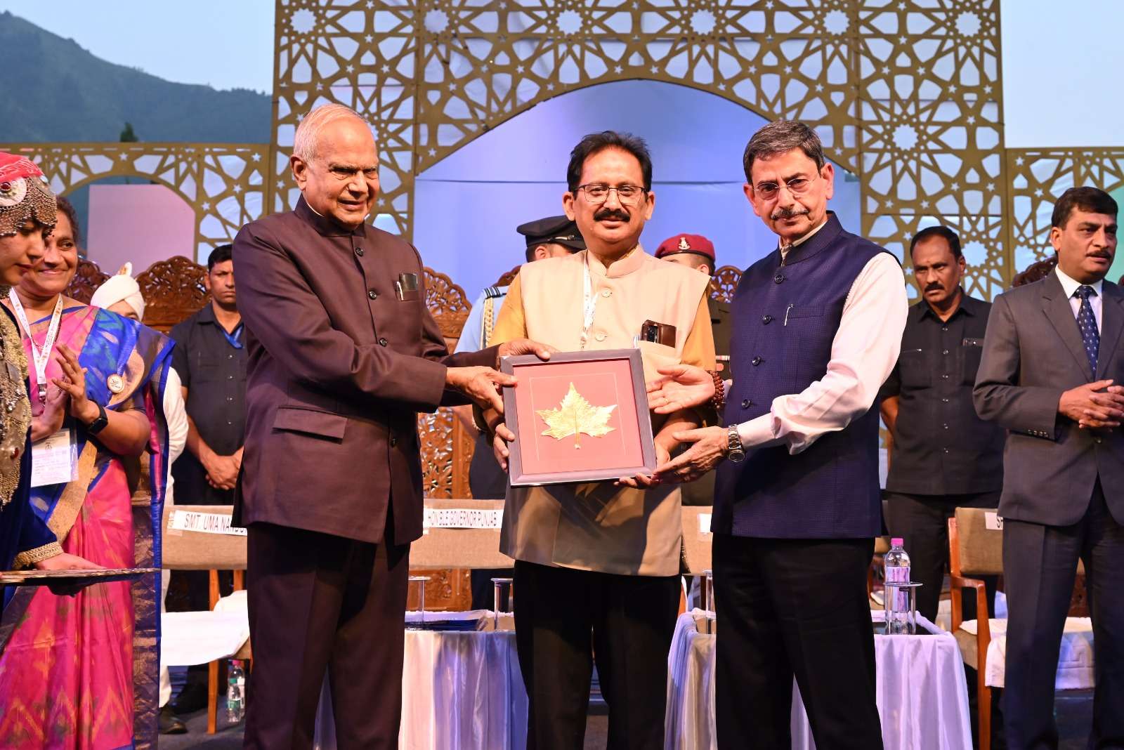 संस्कृति ही देश को पिरोती है एकता के सूत्र में : पुरोहित