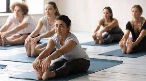 दिमाग की एक-एक नस को आराम देंगे ये 8 योगाभ्यास, चुटकी में फुर्र हो जाएंगे तनाव-चिंता