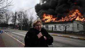 धमाकों की गूंज से थर्राए राजधानी कीव समेत कई शहर धमाकों की गूंज से थर्राए राजधानी कीव समेत कई शहर