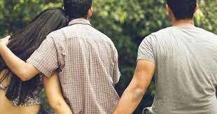 बड़ा दिलचस्प है लव ट्रांयगल केस