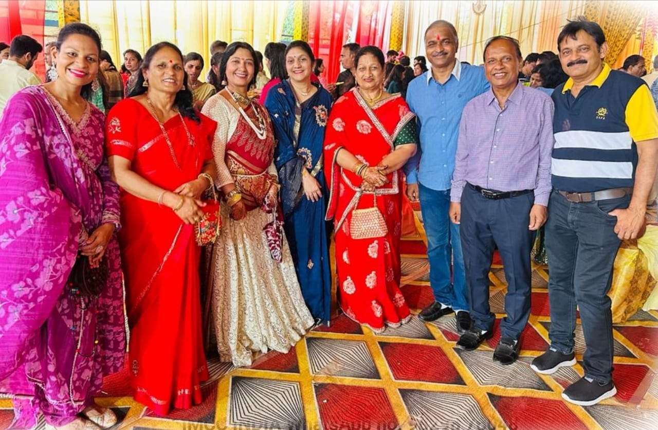 वैचारिक वार्ता में माहेश्वरी समाज में पिछले कुछ वर्षों से नव दम्पत्तियों में बढते तलाक के पांच प्रमुख कारण उभर कर सामने आये वैचारिक वार्ता में माहेश्वरी समाज में पिछले कुछ वर्षों से नव दम्पत्तियों में बढते तलाक के पांच प्रमुख कारण उभर कर सामने आये