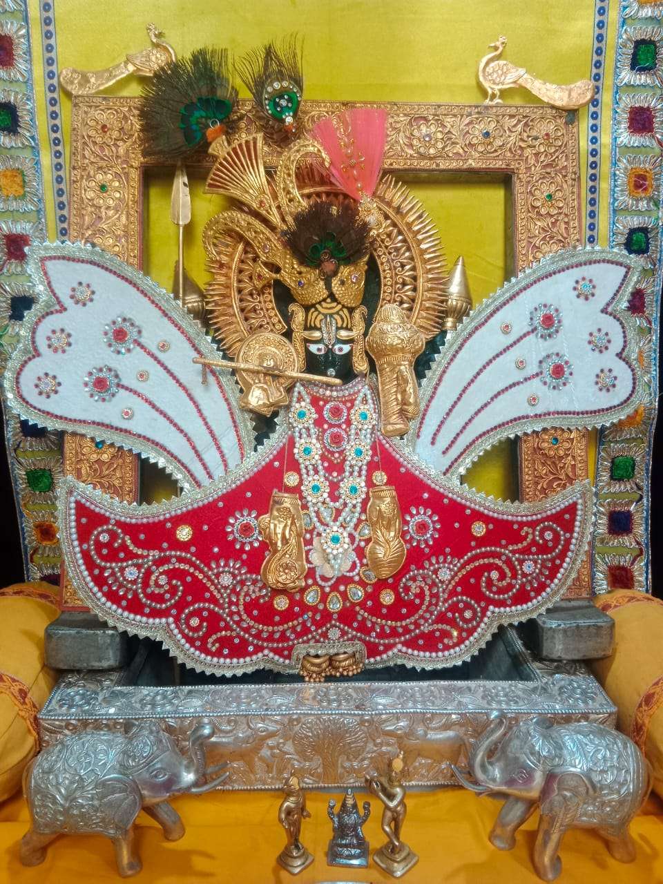 जय श्री कोटड़ी श्याम दरबार आज मंगला श्रृंगार आरती के दर्शन दिनांक 17-11-2023* जय श्री कोटड़ी श्याम दरबार आज मंगला श्रृंगार आरती के दर्शन दिनांक 17-11-2023*