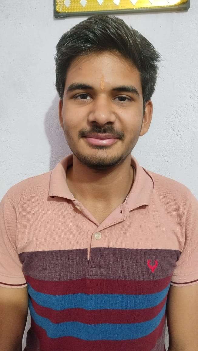 किसान पुत्र ने किया रायपुर क्षेत्र का नाम रोशन किसान पुत्र ने किया रायपुर क्षेत्र का नाम रोशन
