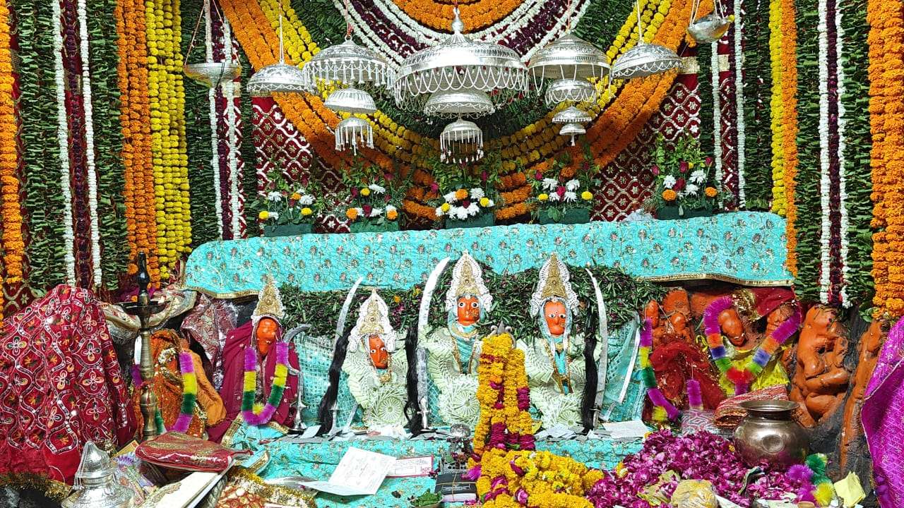 VIDEO जन जन की आस्था का केंद्र प्रमुख शक्तिपीठों में एक जोगणिया माताजी मंदिर VIDEO जन जन की आस्था का केंद्र प्रमुख शक्तिपीठों में एक जोगणिया माताजी मंदिर